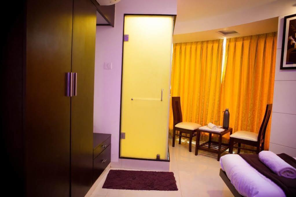 La Hotel Metro Near Bkc Mumbai Exterior foto